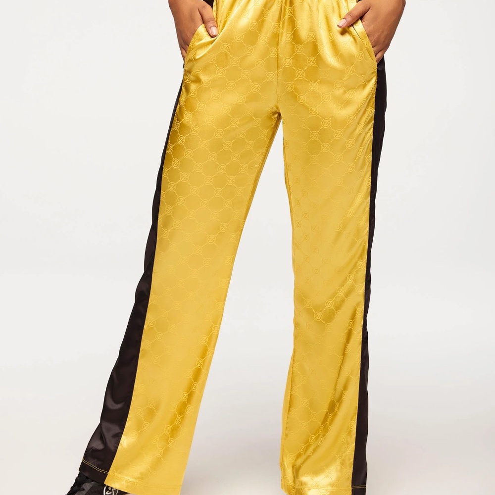 NWT Zumba Runway Straight Leg Track Pants, Gold, XXL
